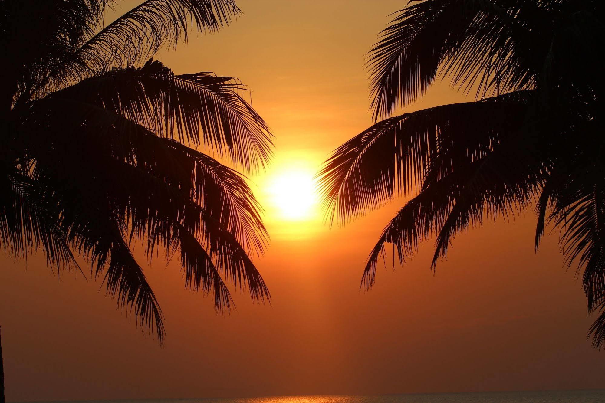 Sibaja Palms Sunset Beach Luxury Apartments Taling Ngam Beach Extérieur photo