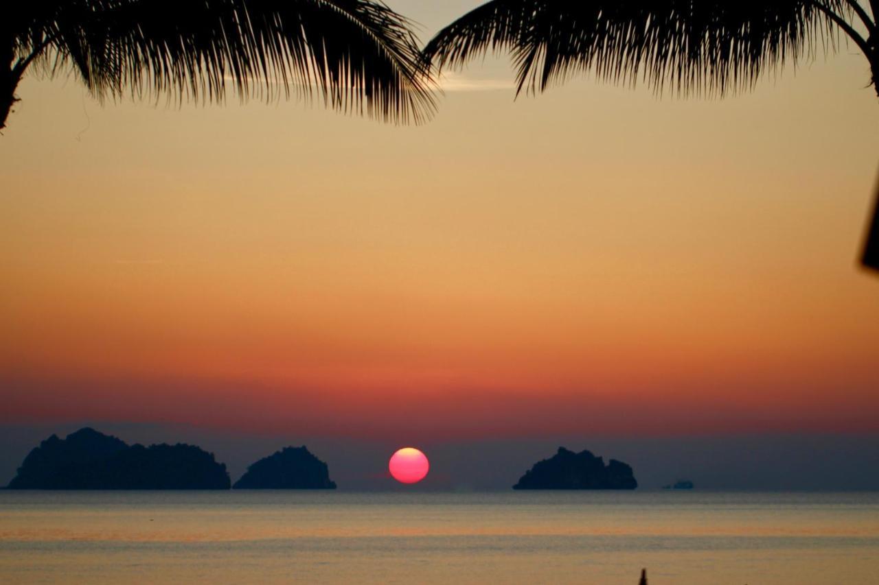 Sibaja Palms Sunset Beach Luxury Apartments Taling Ngam Beach Extérieur photo